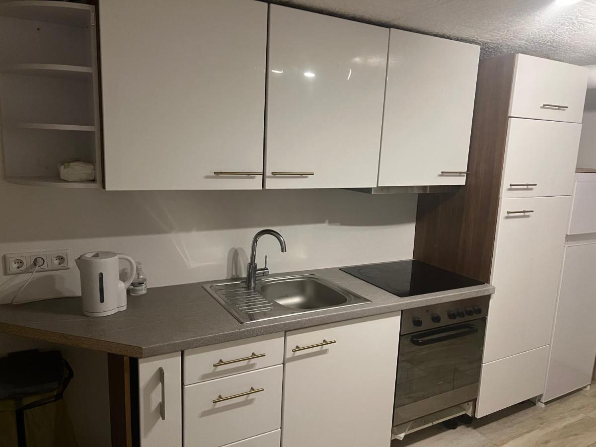 Doppelbett Zimmer Mit Gemeinschaftbad Borgholzhausen Eksteriør bilde